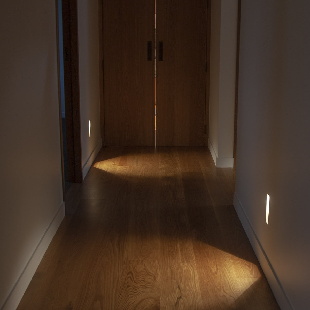 Trimless Ambient Wall Light Kit Black